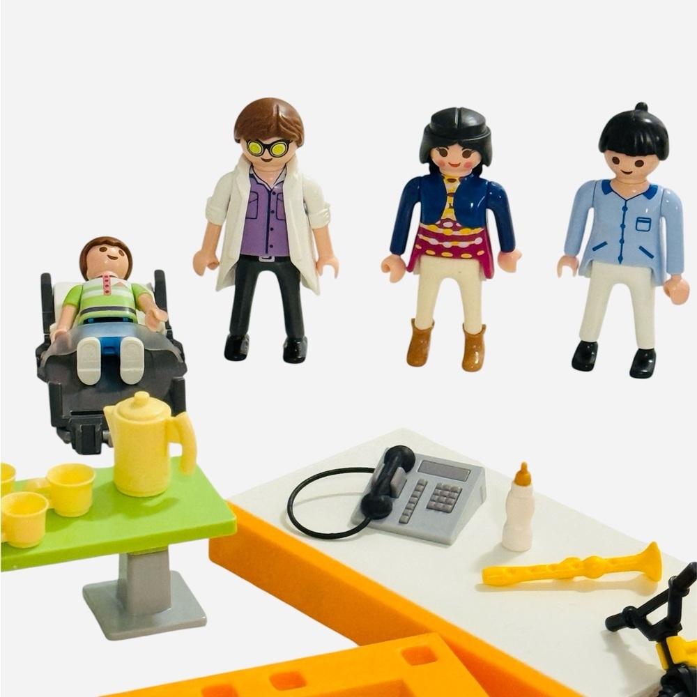 Vintage Playmobil Hospital & Medical Lot - Huge Collection 1990s - Picture 3 of 16